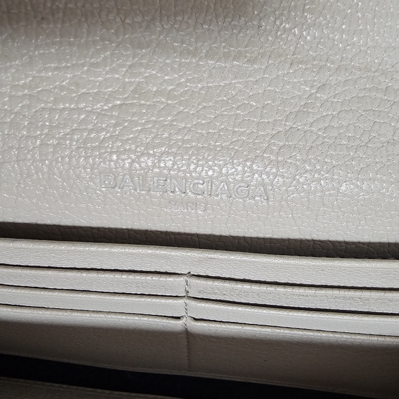 Authentic BALENCIAGA Metallic Edge Long snap wallet. - Picture 6 of 16